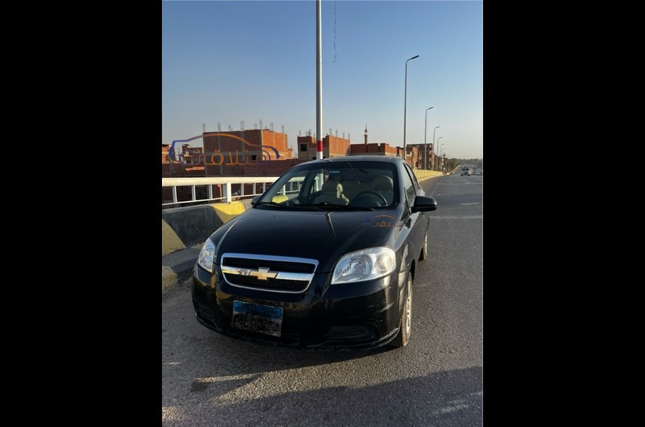 Aveo Chevrolet أسود