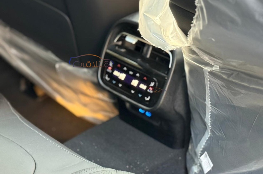 E 200 AMG Mercedes الأزرق الداكن