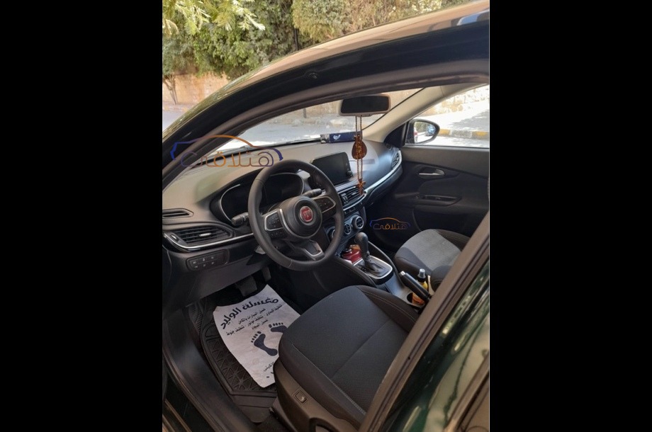Tipo Fiat أخضر