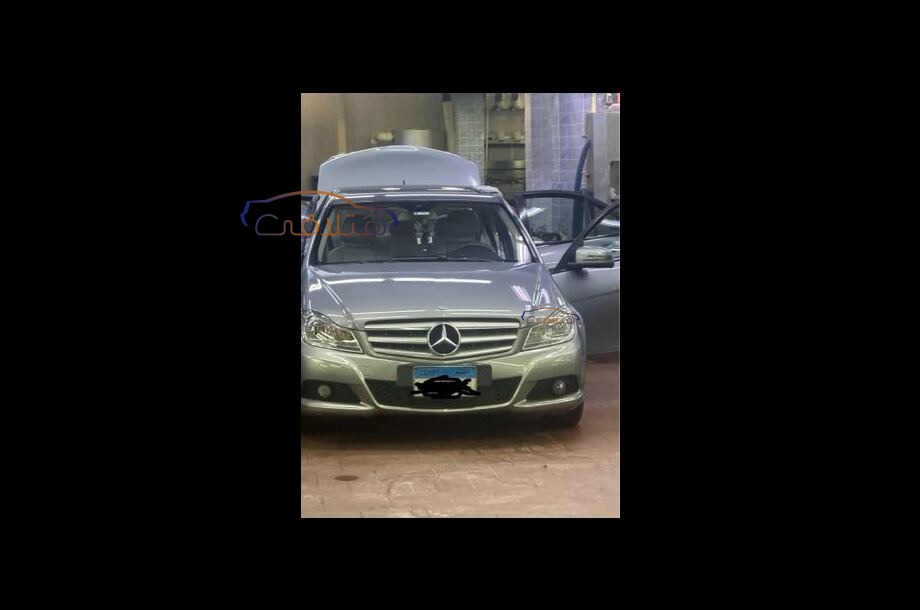 C 180 Mercedes Silver
