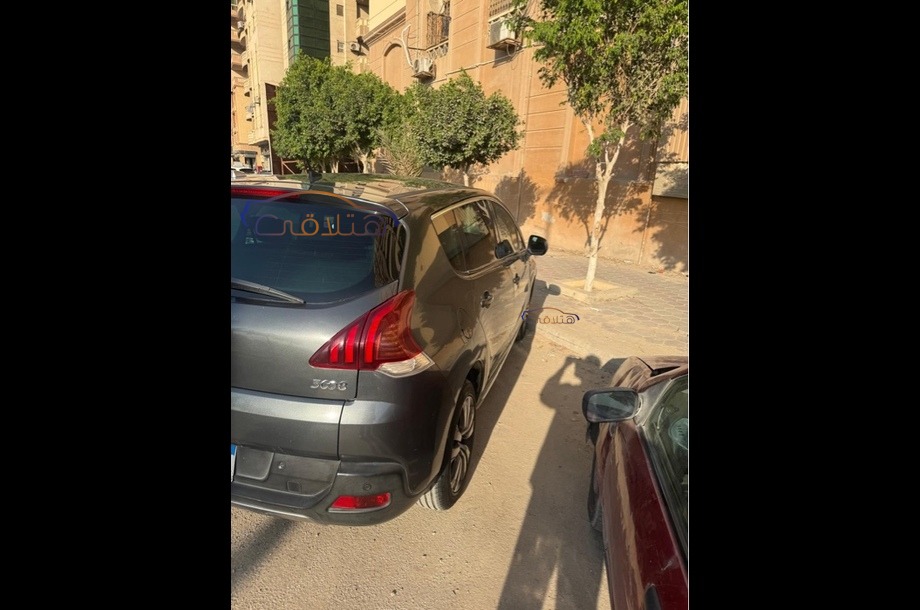 3008 Peugeot Dark grey