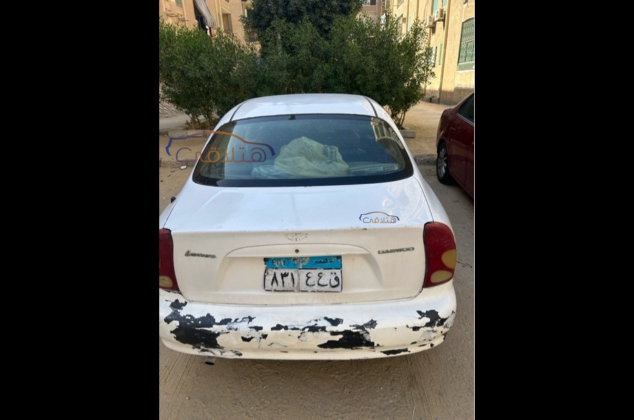 Lanos 2 Daewoo أبيض