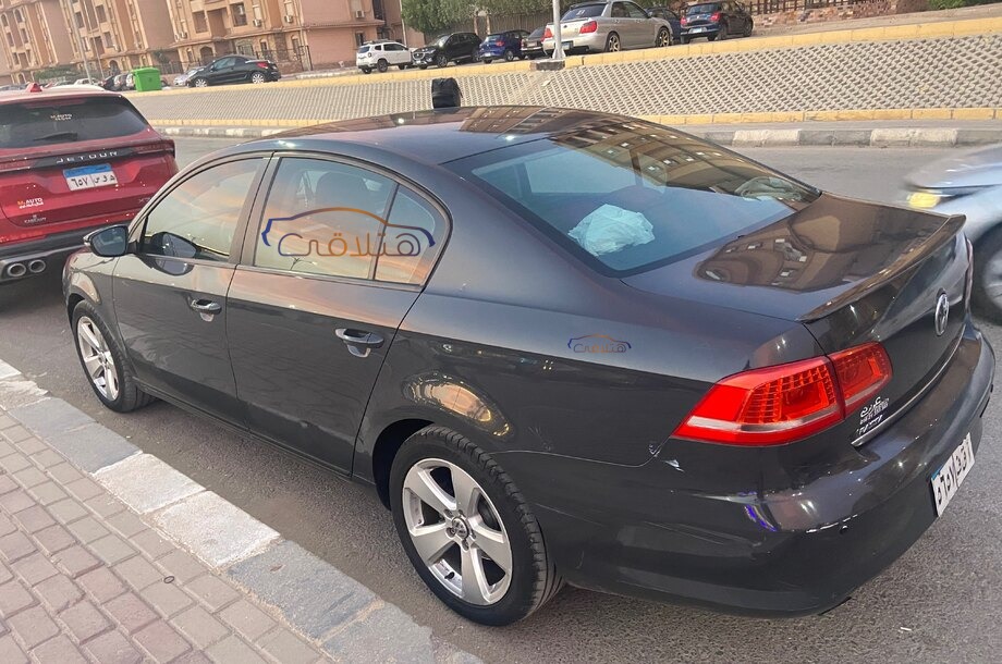 Passat Volkswagen فيراني