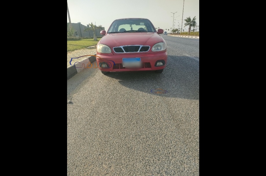 Lanos 2 Daewoo احمر