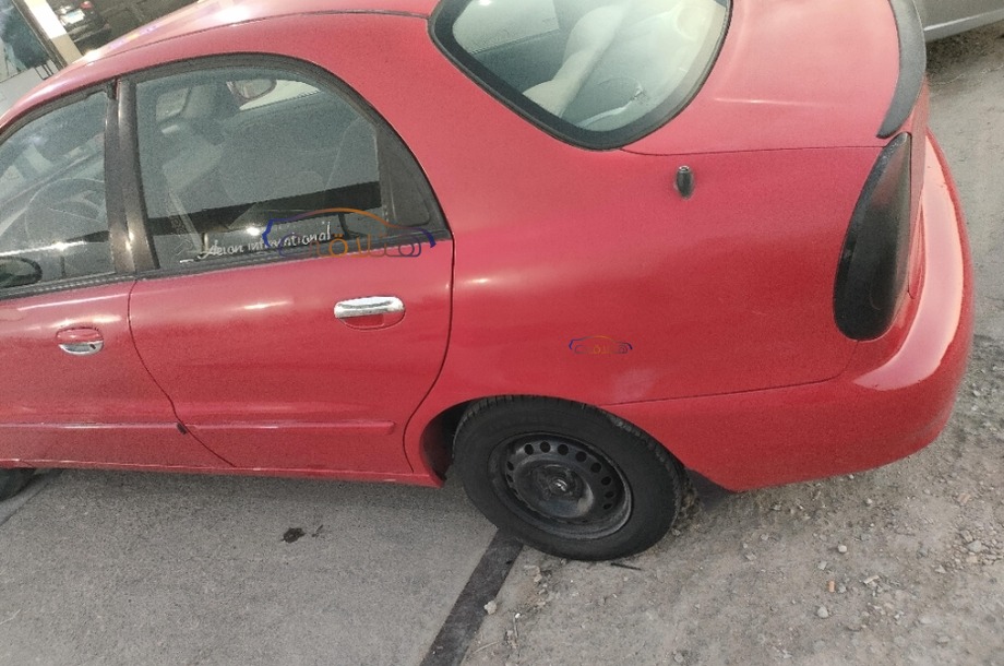 Lanos 2 Daewoo احمر