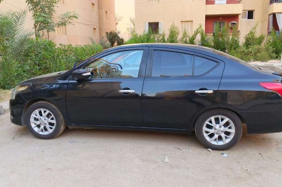 Sunny Nissan Black