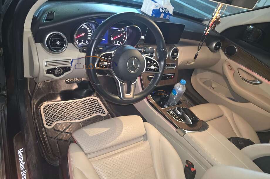 C 180 Mercedes بترولي