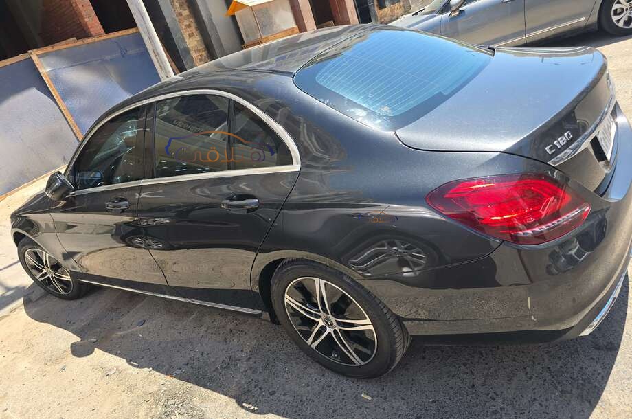 C 180 Mercedes بترولي