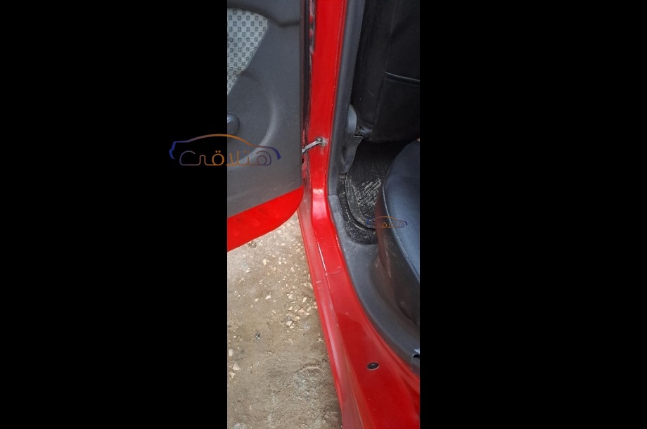 Atos Hyundai احمر