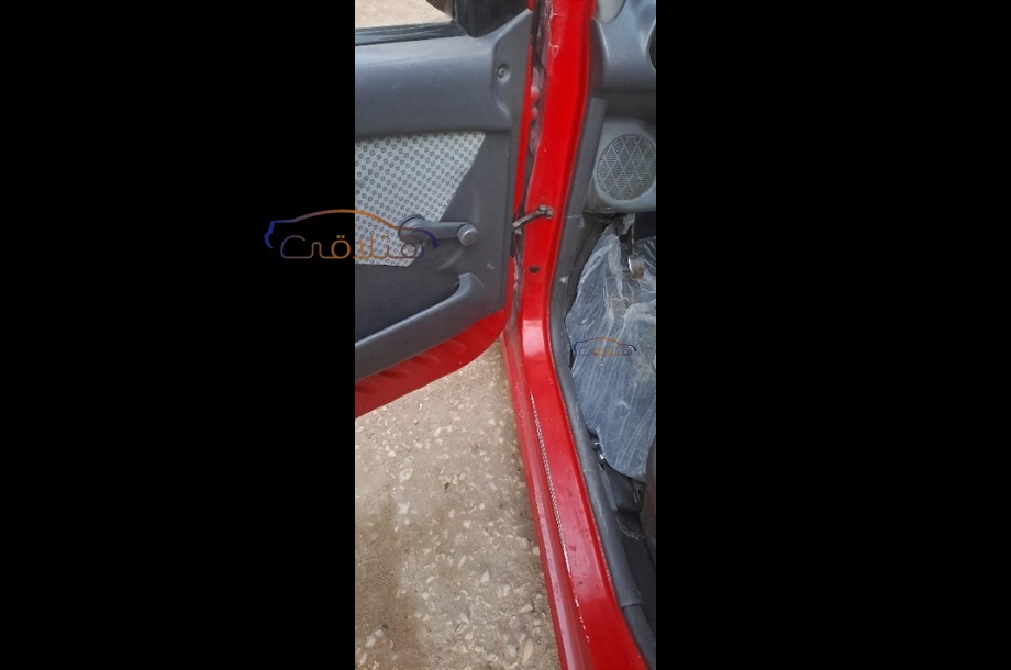 Atos Hyundai احمر