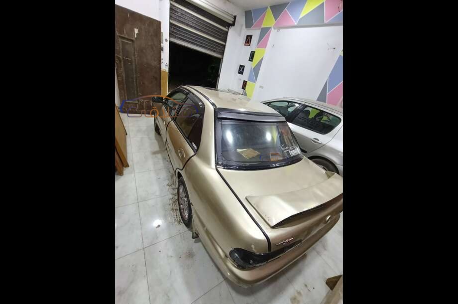 Wira Proton برونزي