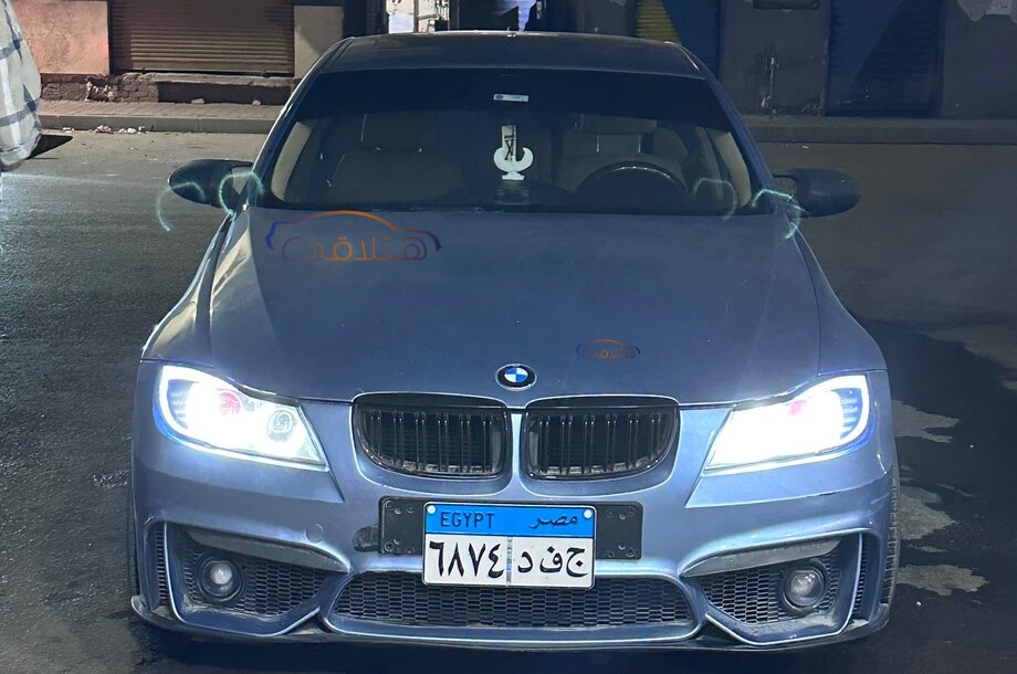320 BMW أزرق