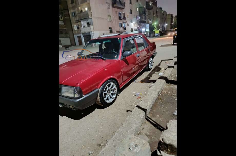 Shahin Fiat احمر غامق