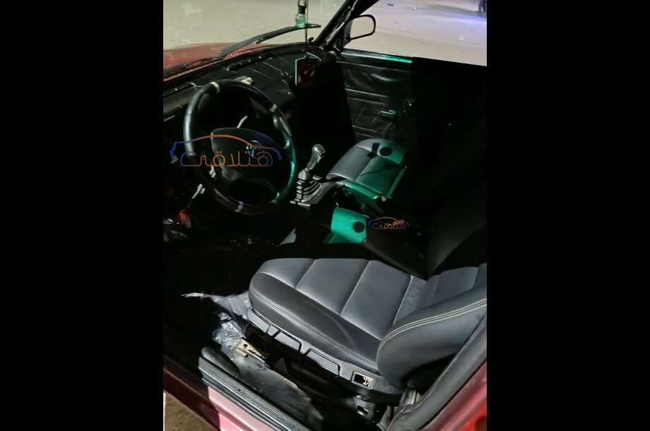 Shahin Fiat احمر غامق