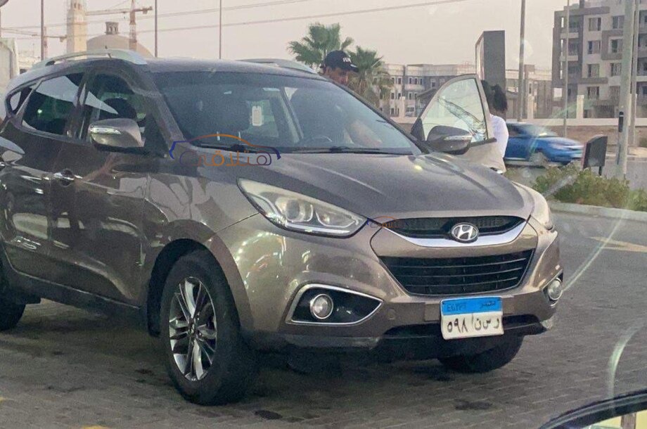 IX 35 Hyundai فضي