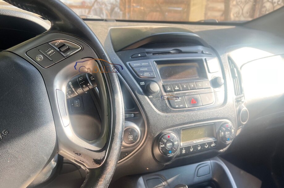 IX 35 Hyundai فضي