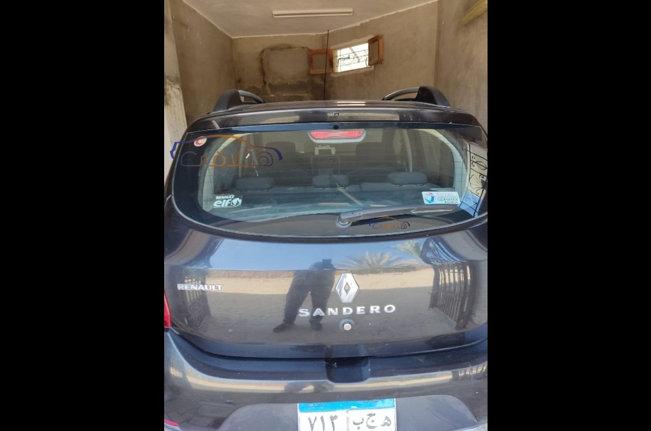 Sandero Step Way Renault أسود