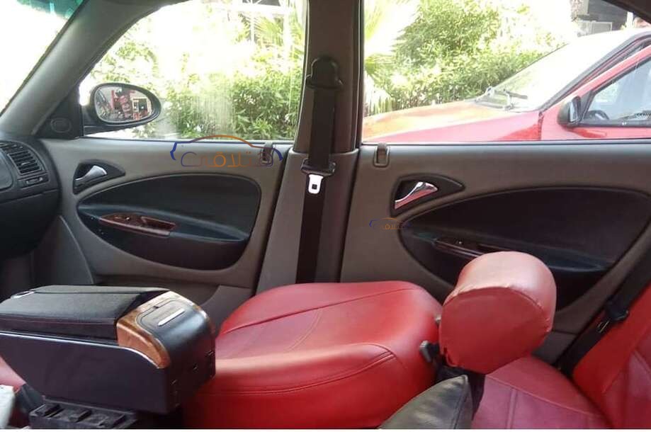 Nubira 2 Daewoo أسود