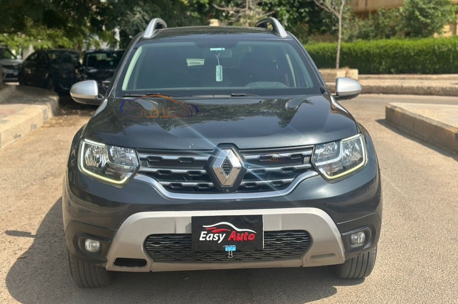 Duster Renault رمادي