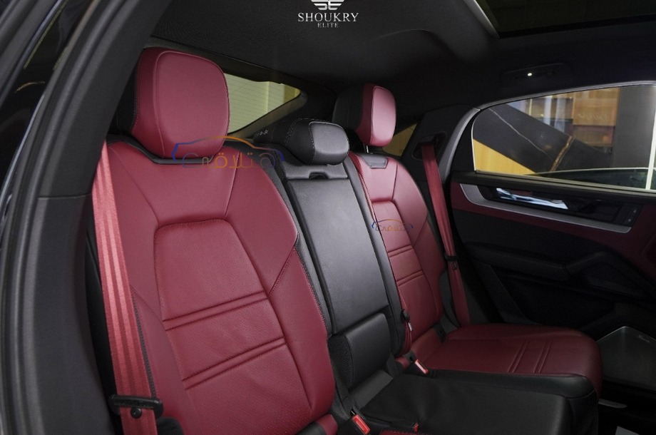 Cayenne Porsche Black