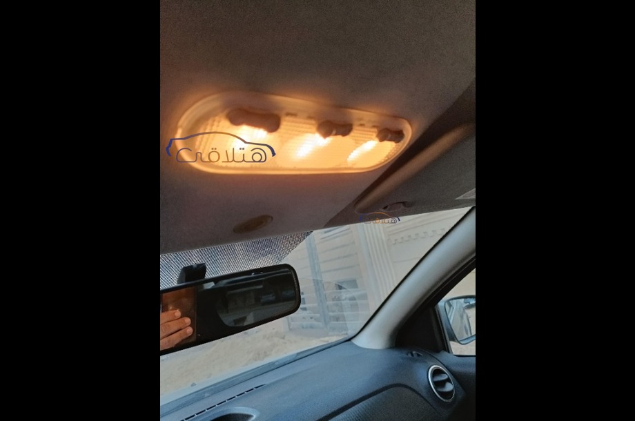 Sandero Step Way Renault أسود