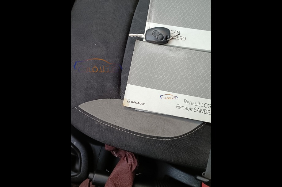 Sandero Step Way Renault أسود