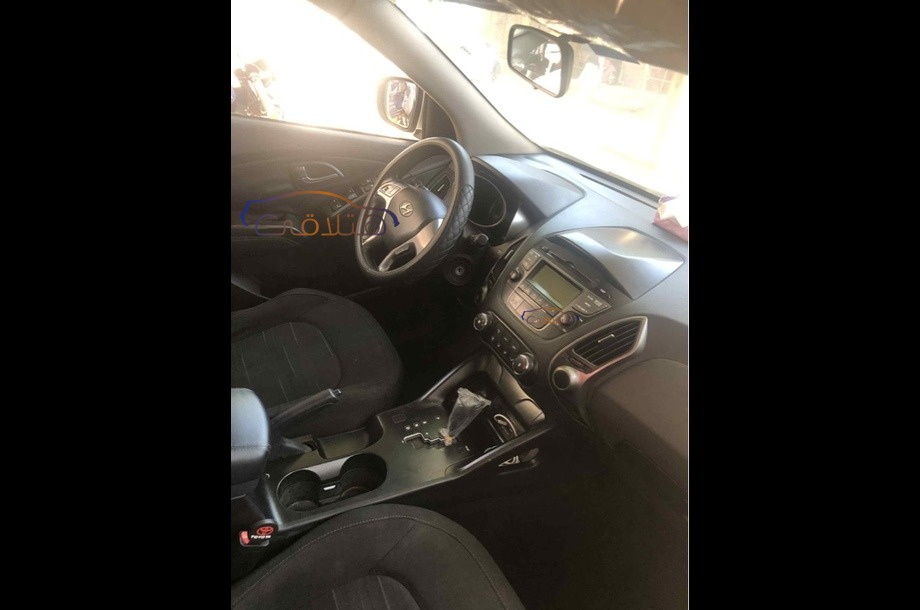 IX 35 Hyundai فضي