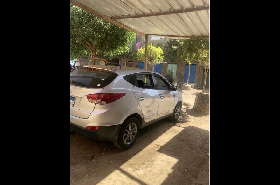 IX 35 Hyundai فضي