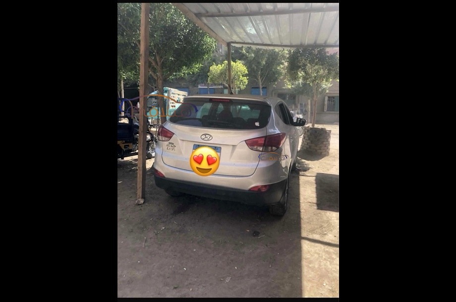 IX 35 Hyundai فضي