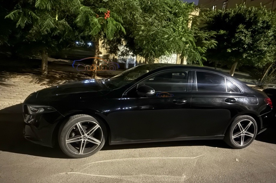 A 180 Mercedes Black