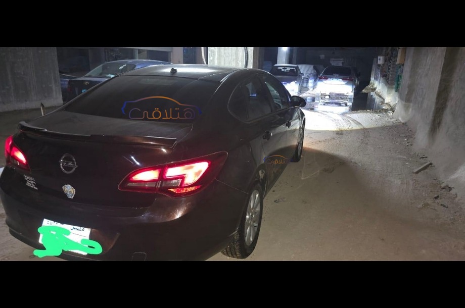 Astra Opel موكا