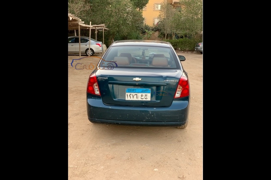 Optra Chevrolet الأزرق الداكن