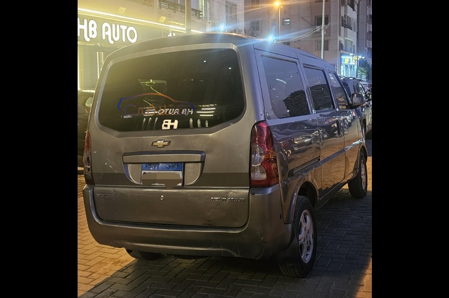 N300 Chevrolet فضي