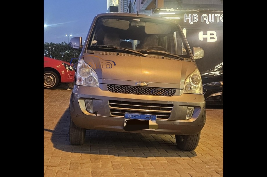 N300 Chevrolet فضي