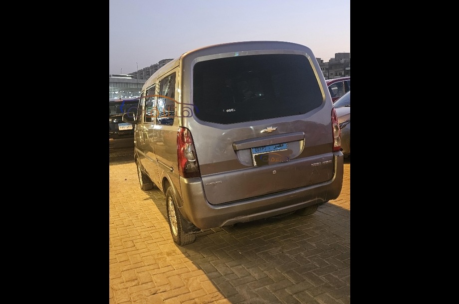 N300 Chevrolet فضي