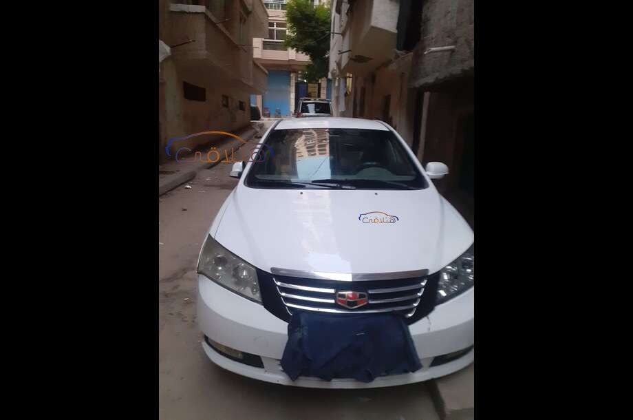 Emgrand 7 Geely أبيض