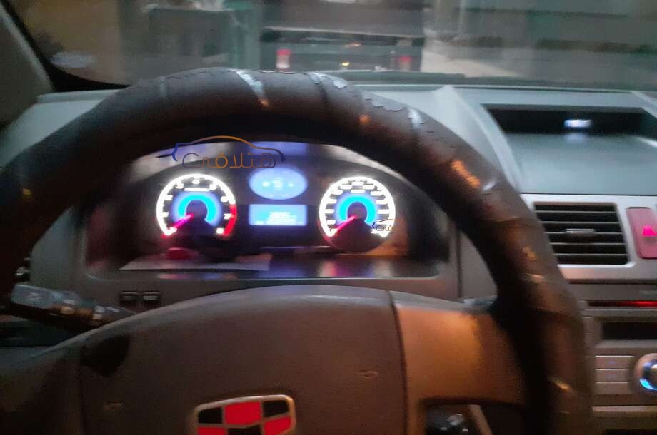 Emgrand 7 Geely أبيض