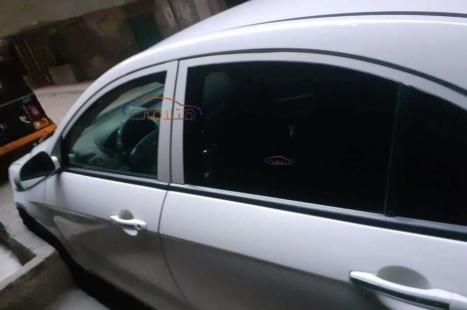 Emgrand 7 Geely أبيض