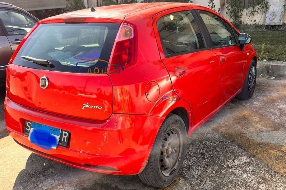 Punto Fiat Red