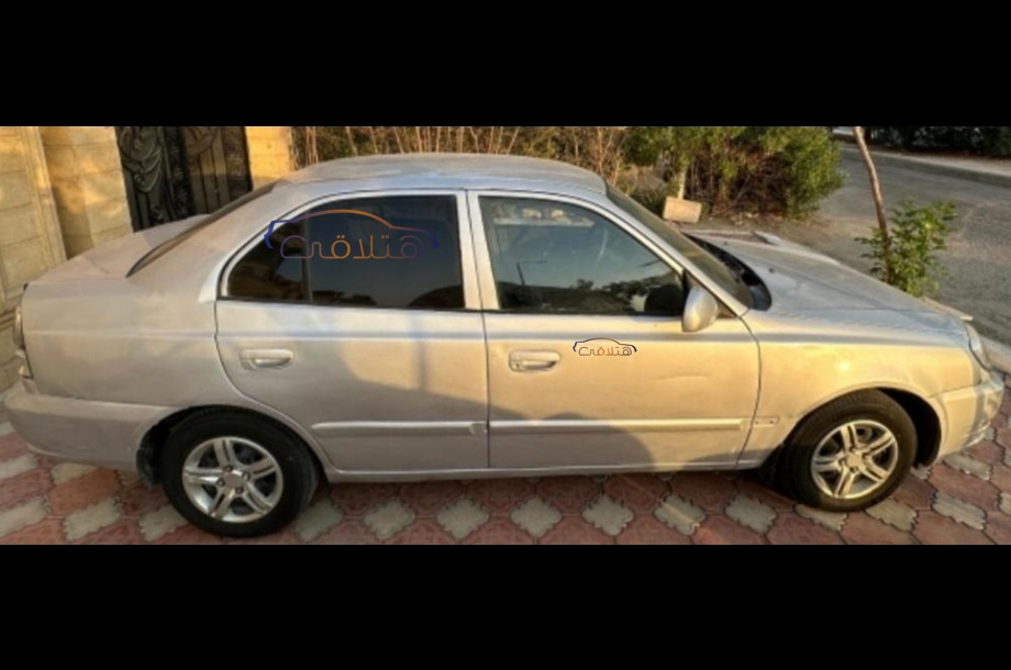 Verna Hyundai Silver