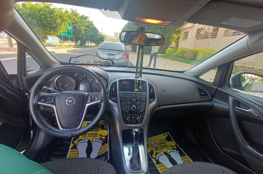 Astra Opel رمادي