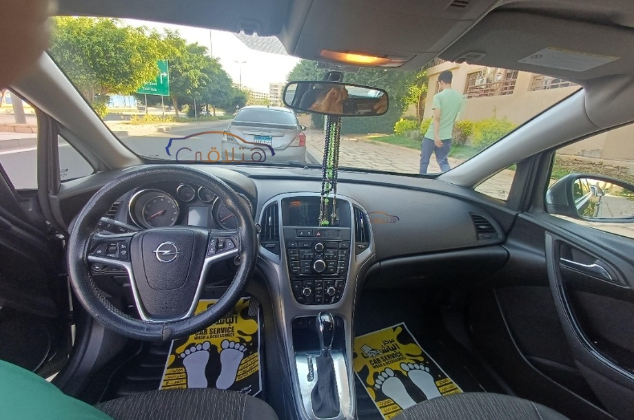 Astra Opel رمادي