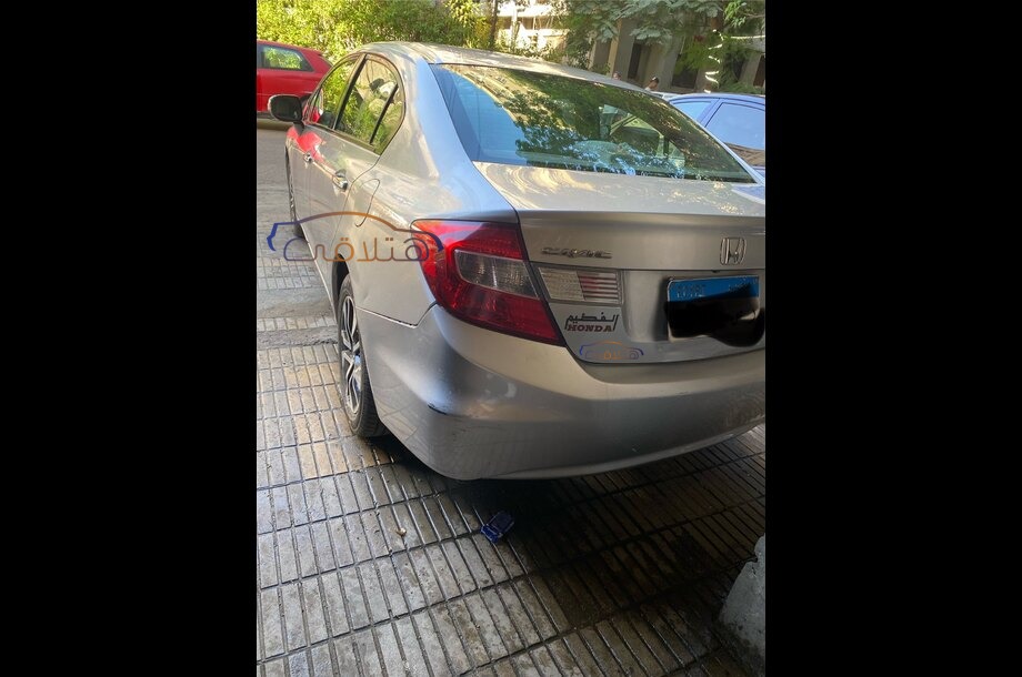 Civic Honda فضي