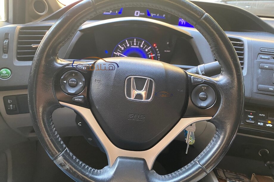 Civic Honda فضي