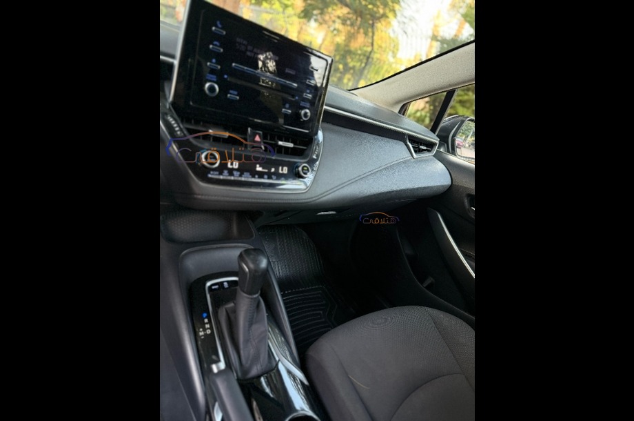 Corolla Toyota أسود