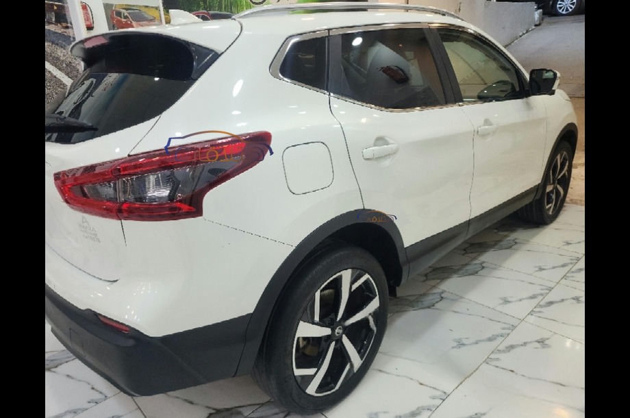 Qashqai Nissan White