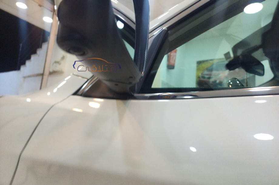 Qashqai Nissan White