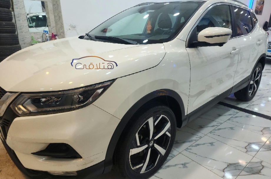 Qashqai Nissan White