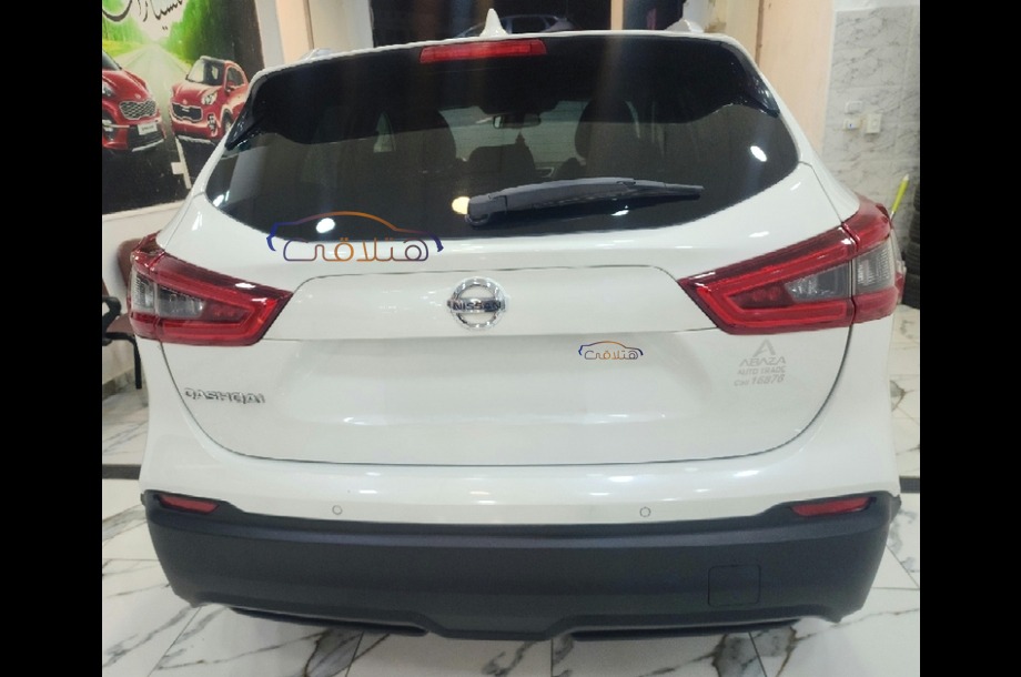 Qashqai Nissan White