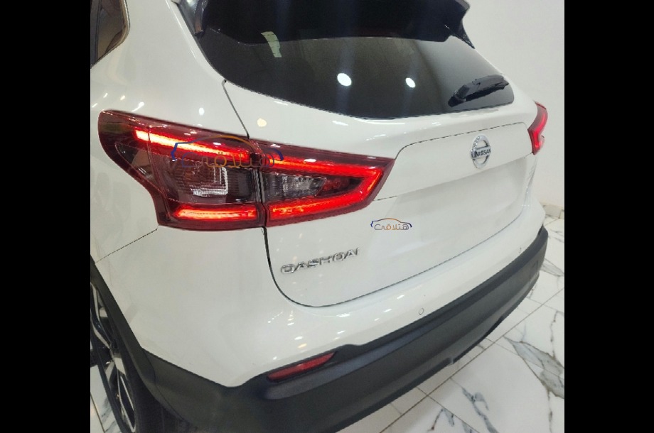 Qashqai Nissan White